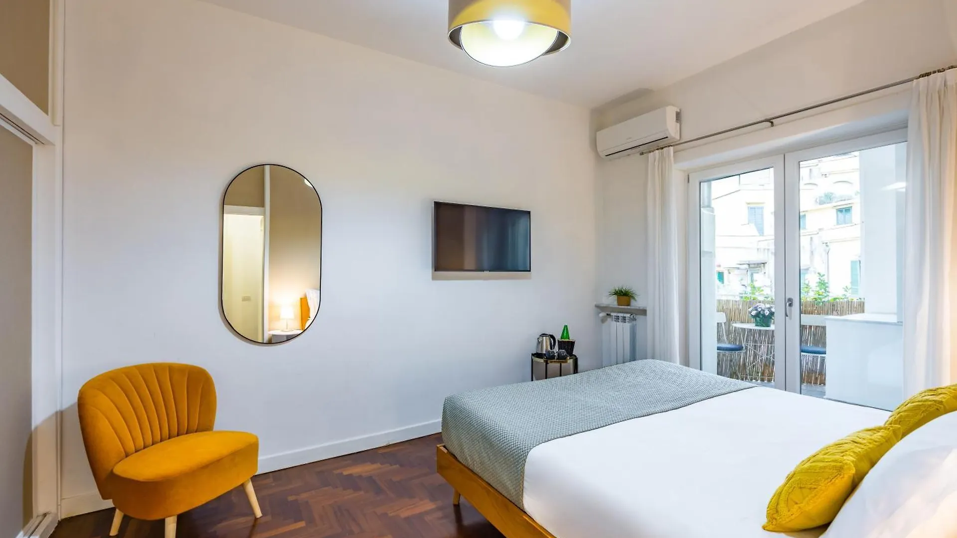 Direlo Guest House Naples Appartement