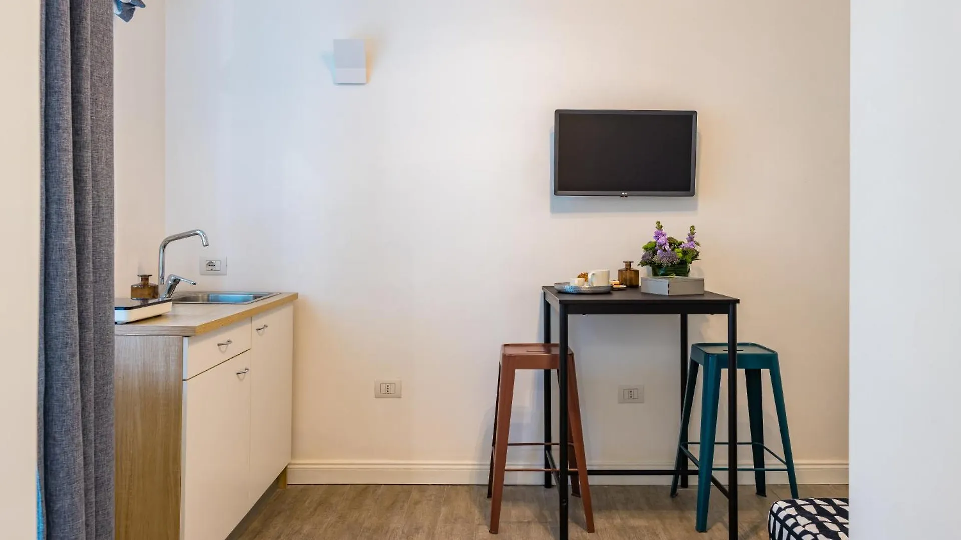 Apartment Direlo Guest House Naples